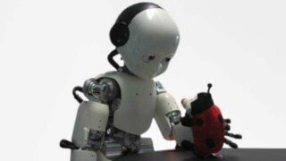 icub-robot-maggiordomo-empatico