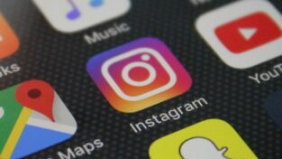 Instagram pronto ad aggiungere chiamate audio e video
