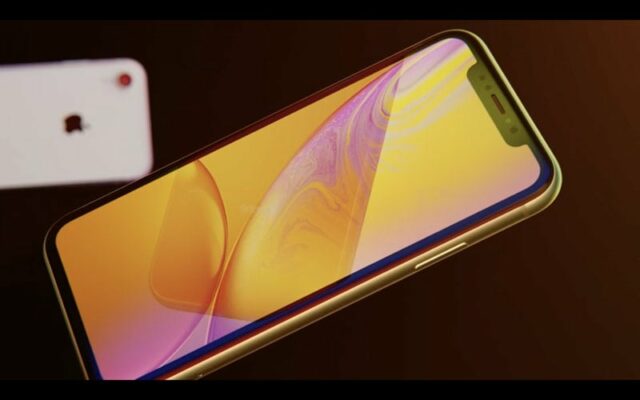 iPhone XR