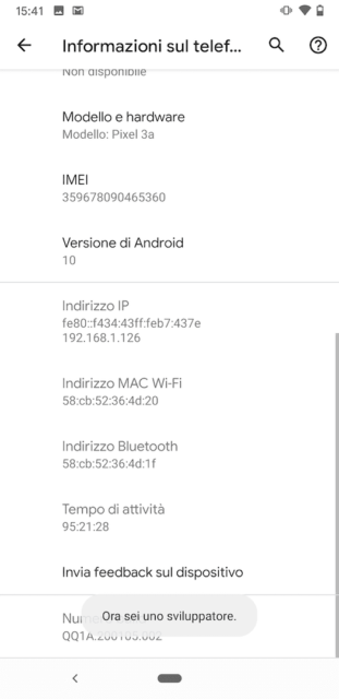 Sezione del menu Informazioni sul telefono che sugli smartphone Android riporta il Numero build 