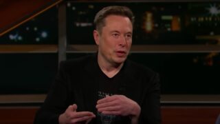 Elon Musk fonda xAI per risolvere temi esistenziali con l'AI
