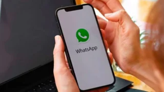 WhatsApp, nuove regole sull’età in Italia
