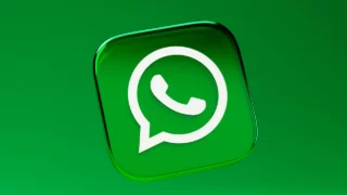 WhatsApp lancia Writing Help: l'AI che aiuta con il tono del tuo messaggio